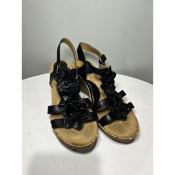 BOC Born Womens Size 9M Black Leather Flower Strappy Wedge Sandals Shoes - Picture 2 of 8